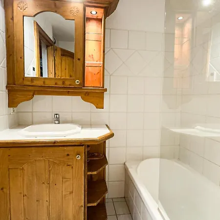 Avec Sauna * שאמוני